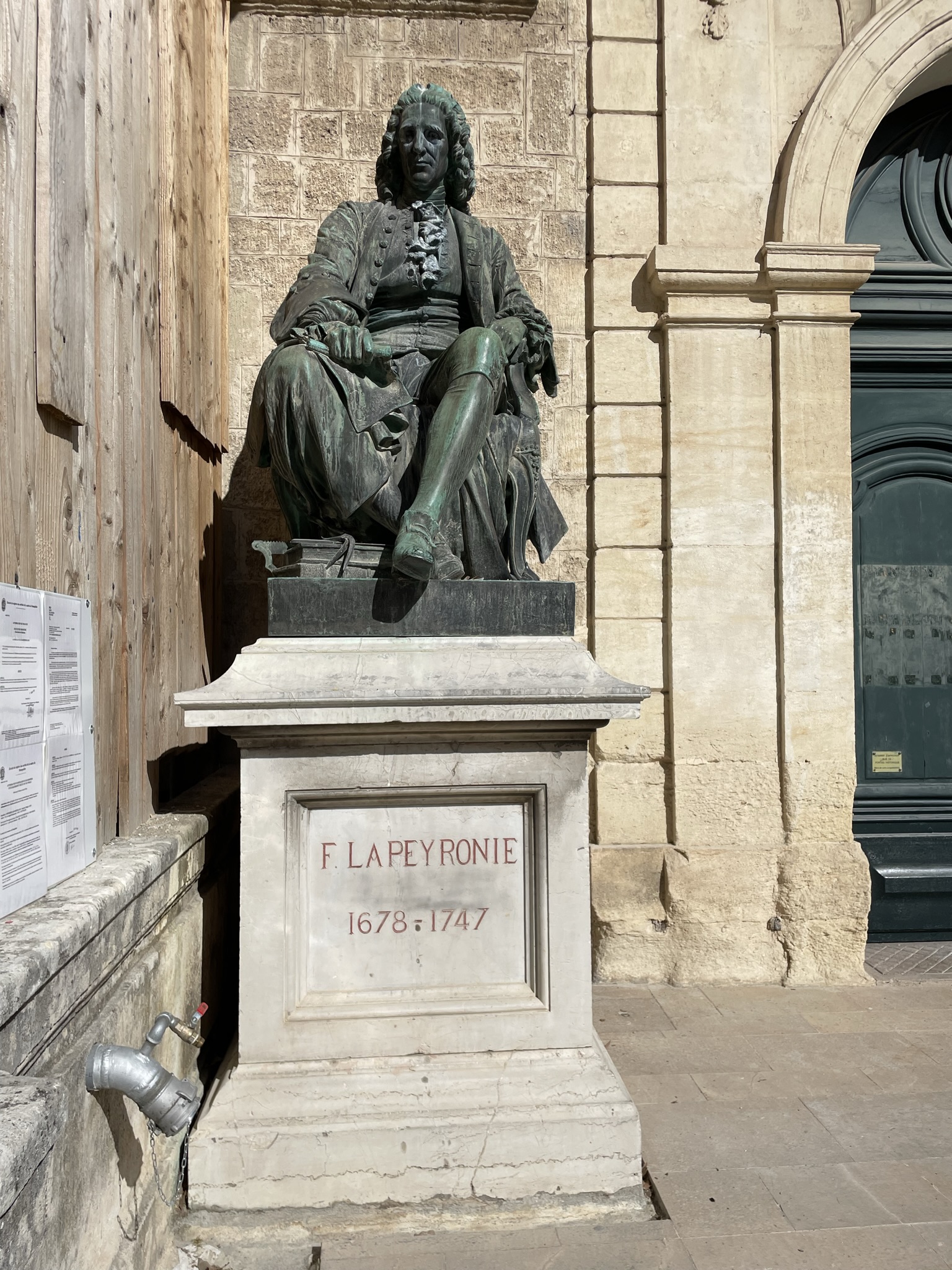 François de Lapeyronie’s monument, Montpellier (by Andrea Angelucci)  - 02.JPEG